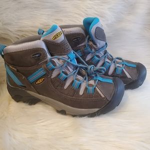 Womans keen TARGHEE hiking boots